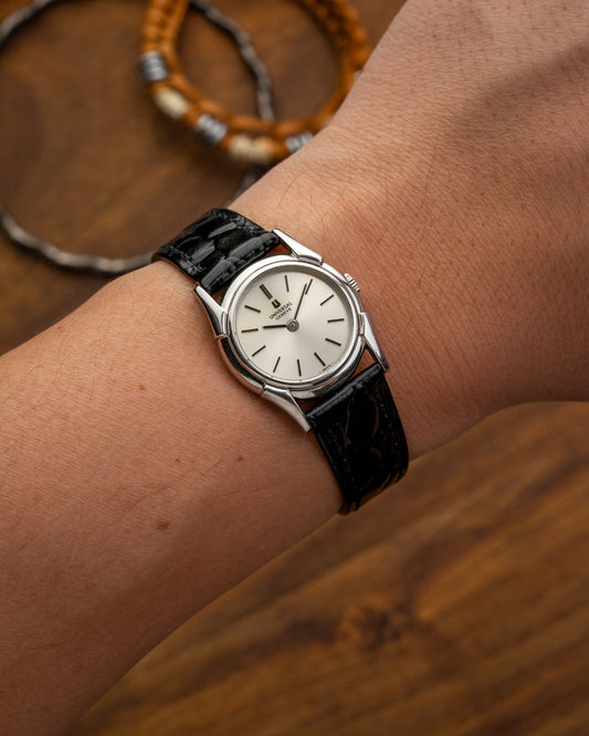 Universal Geneve Mini "Bull Horn" Fancy Lugs Ref. 842680 (Cal. 1-42)