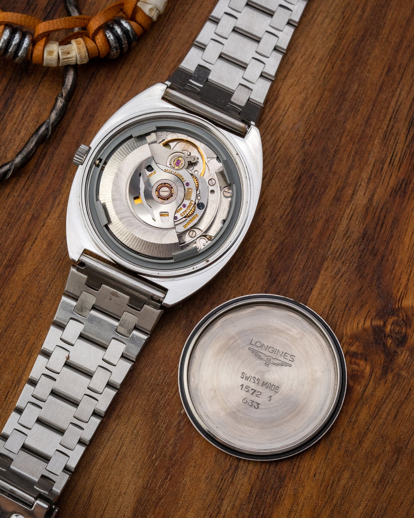 Longines Conquest "C-shape" Automatic Date Ref. 1572-1 (Cal. L633.1)