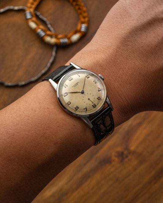 Universal Geneve "Calatrava" Circa 1940s (Cal. 264)