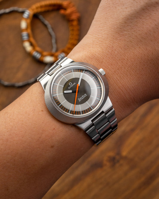 Omega Geneve Dynamic “Grey Bullseye” UFO Ref. 135.033 (Cal. 601)