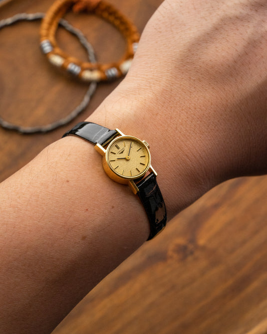 Longines Petite "Calatrava" Birch dial Gold Ref. 4290 (Cal. 5602)