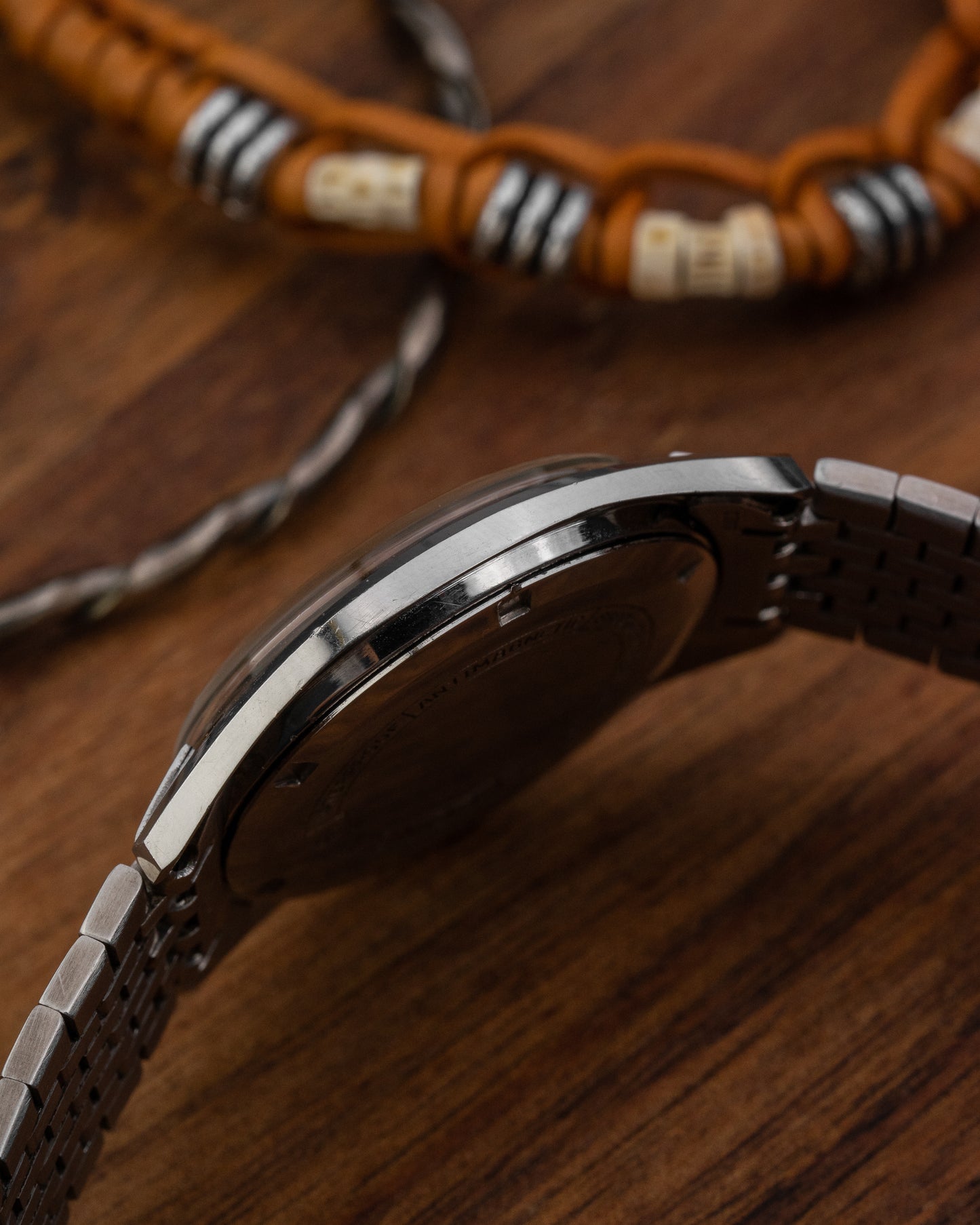 Longines Classic Date "C-shape" case Ref. 7912-4 (Cal. 285)