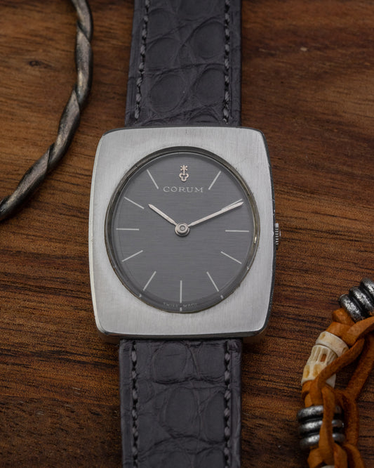 Corum Classic Rectangular Grey Linen dial Ref. 57279 (Cal. 7001)