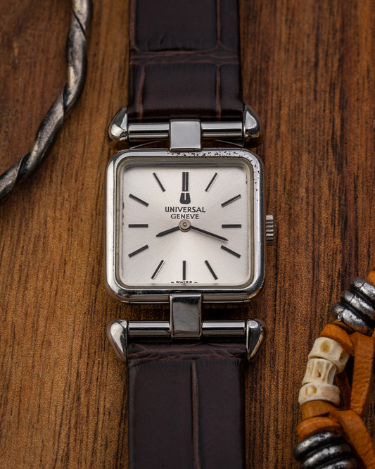 Universal Geneve Square “Convertible Cow Horn Lugs” Ref. 811627 (Cal. 11)