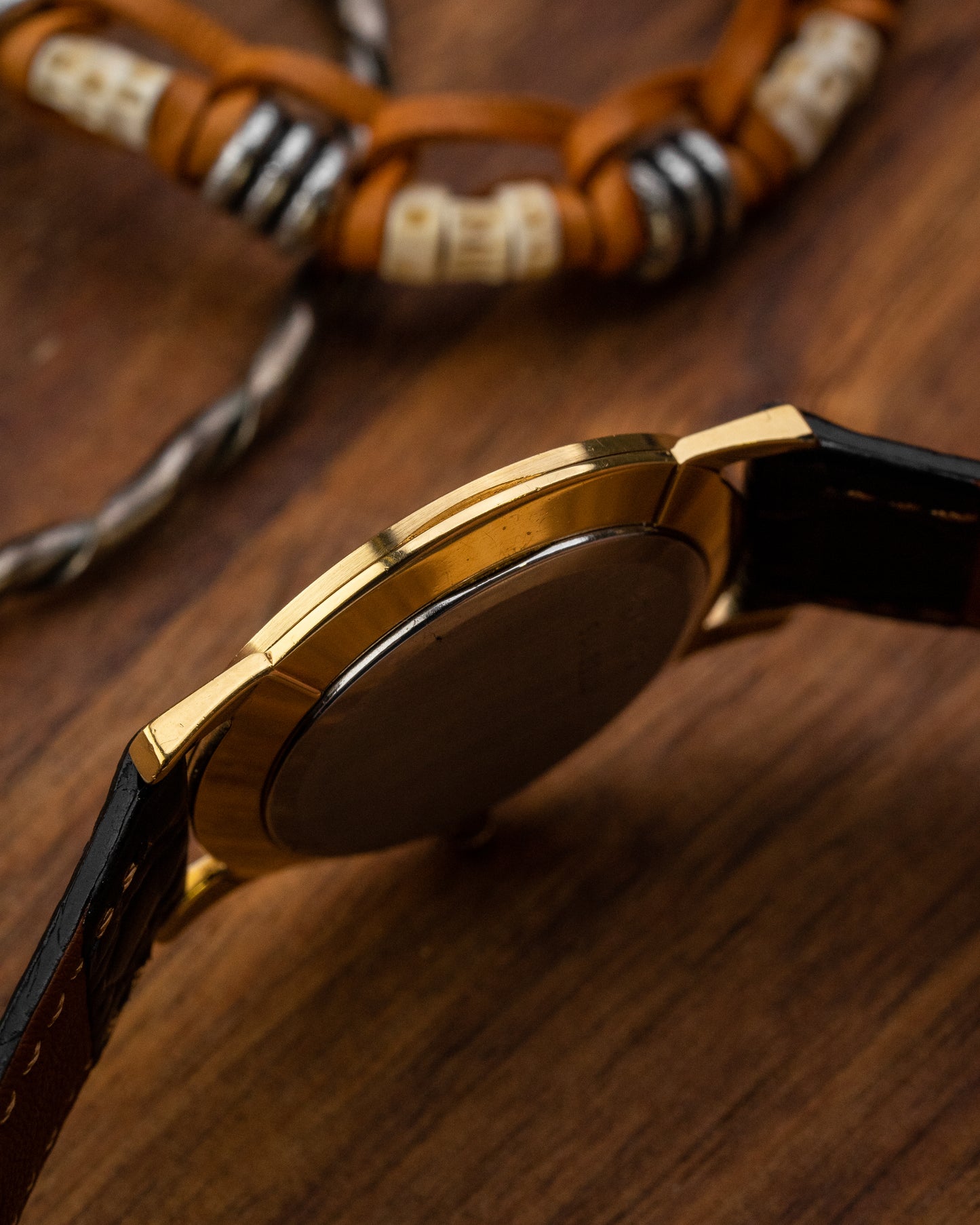 Universal Geneve "Ultra-Thin" Roman dial Gold Ref. 542101 (Cal. 1-42)