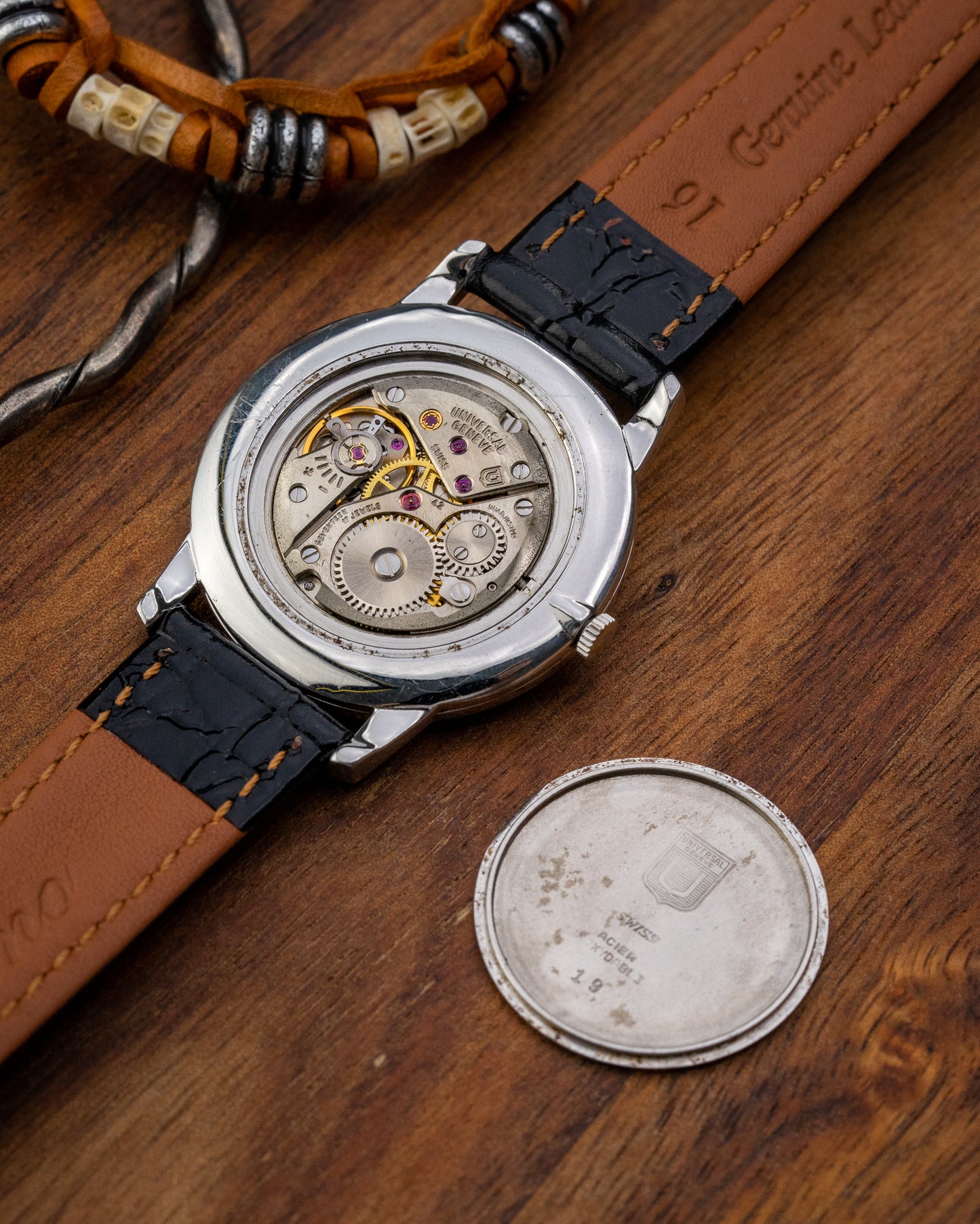 Universal Geneve "Ultra-Thin" Seal Script dial Ref. 842101 (Cal. 1-42)