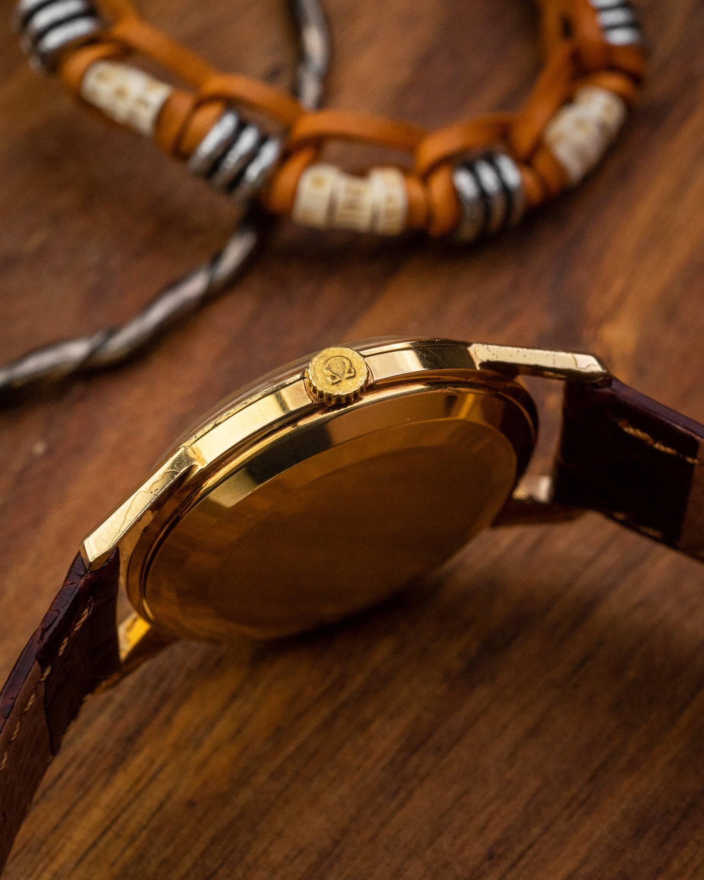 Omega Classic Crosshair dial Gold Ref. 14732-1 (Cal. 285)