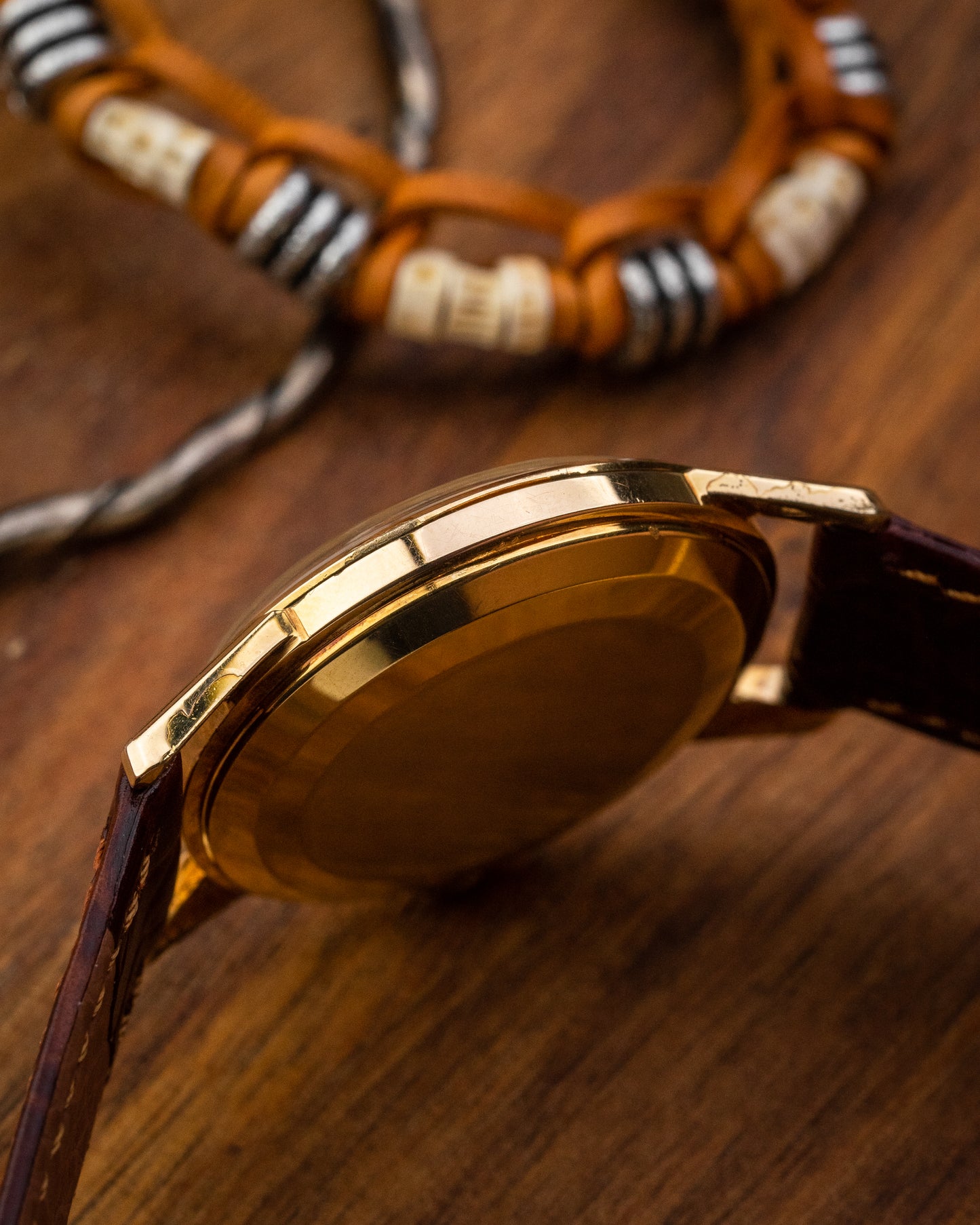 Omega Classic Crosshair dial Gold Ref. 14732-1 (Cal. 285)