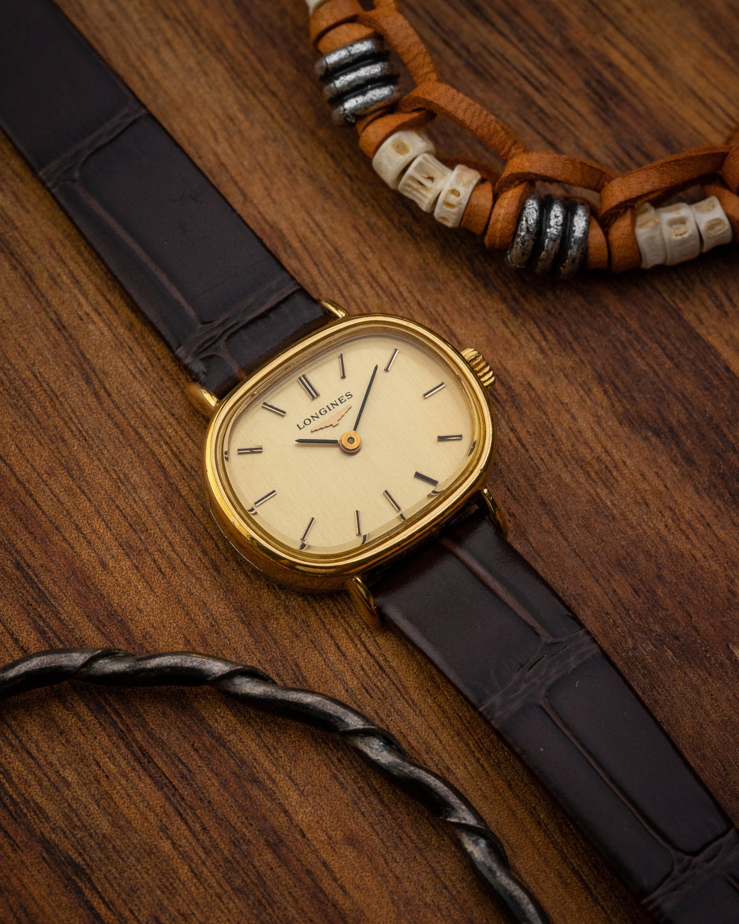 Longines “Ellipse Horizontale” Oval Ladies Gold Ref. 1129 (Cal. L817.4)