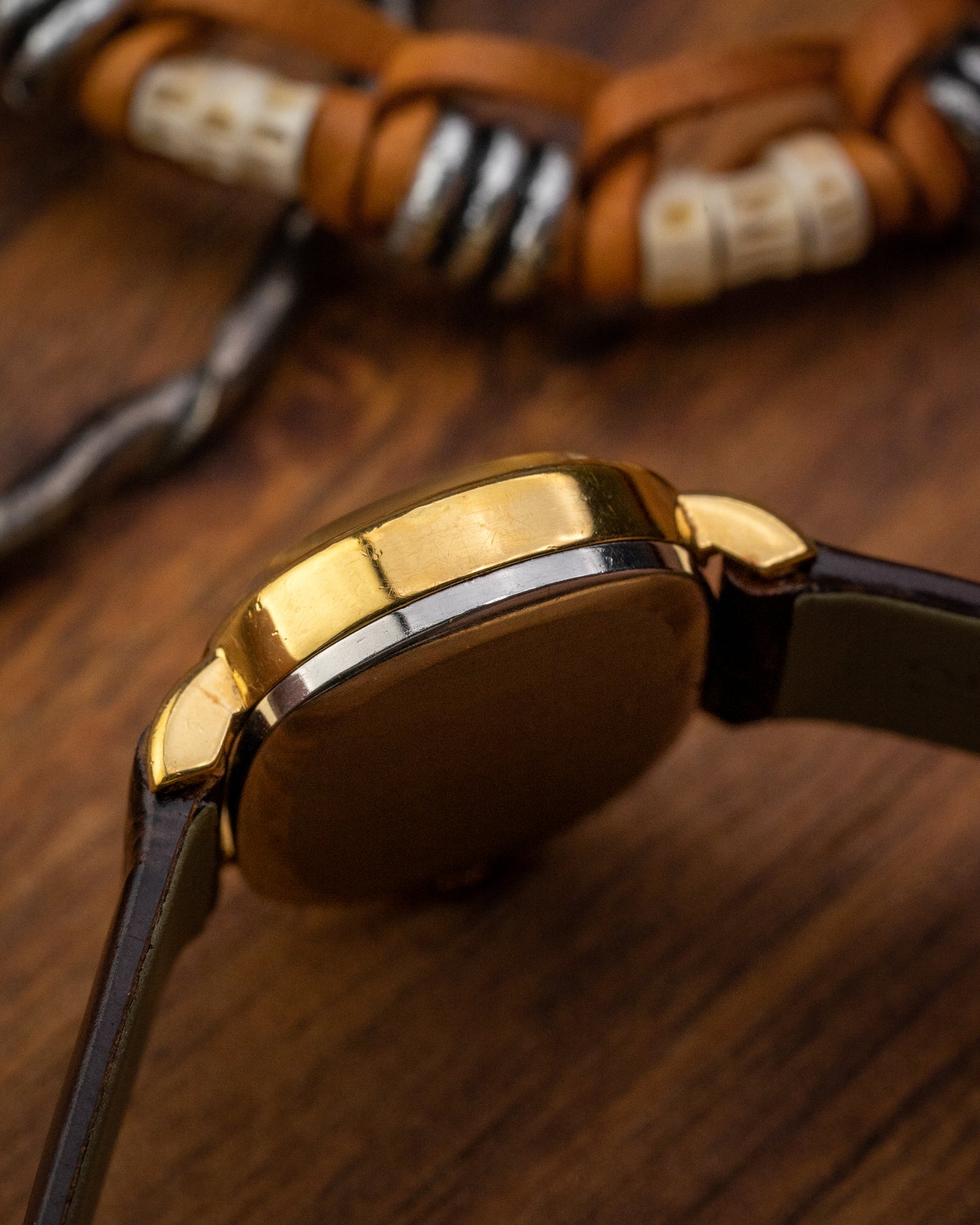 Longines “Ellipse Horizontale” Oval Ladies Gold Ref. 1129 (Cal. L817.4)