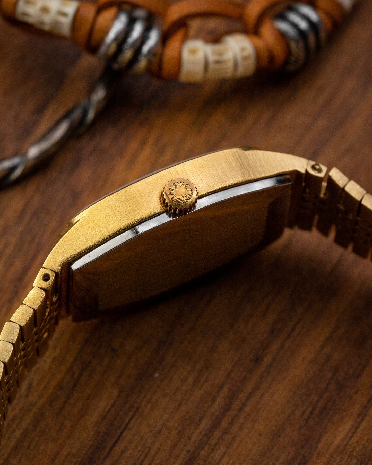 Longines Ellipse Textured Roman dial Gold Ref. 4146 (Cal. 817.4)