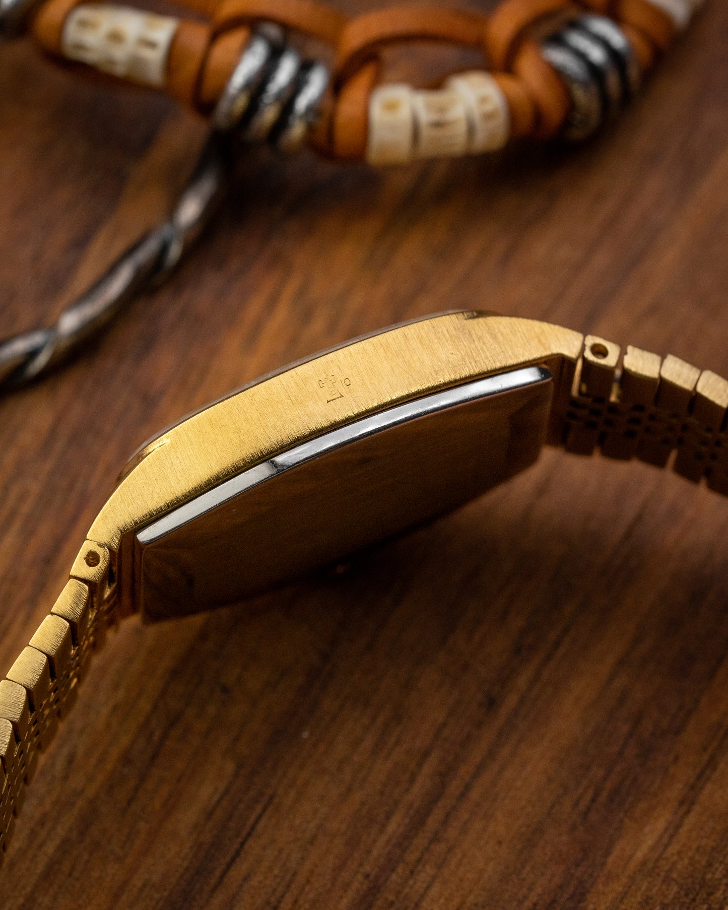 Longines Ellipse Textured Roman dial Gold Ref. 4146 (Cal. 817.4)