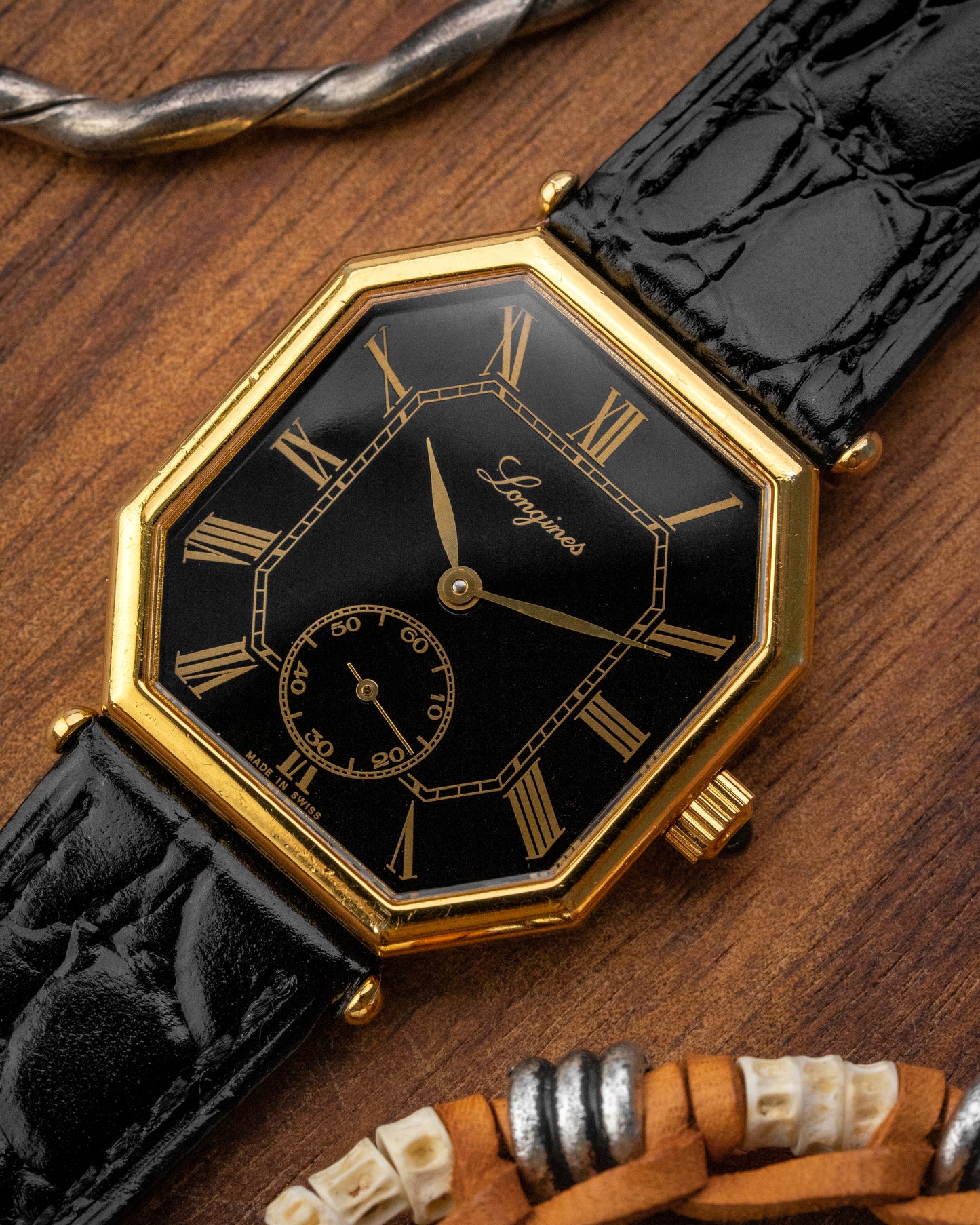 Longines Octogonal Black Roman dial Gold Ref. 3209 (Cal. 846.4)