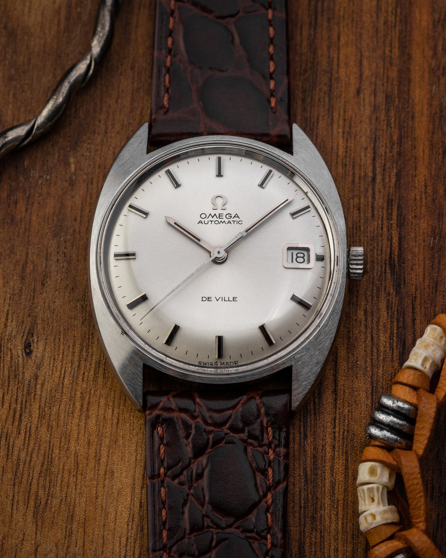 Omega De Ville “C-shape” Automatic Date Ref. 166.029 (Cal. 565)