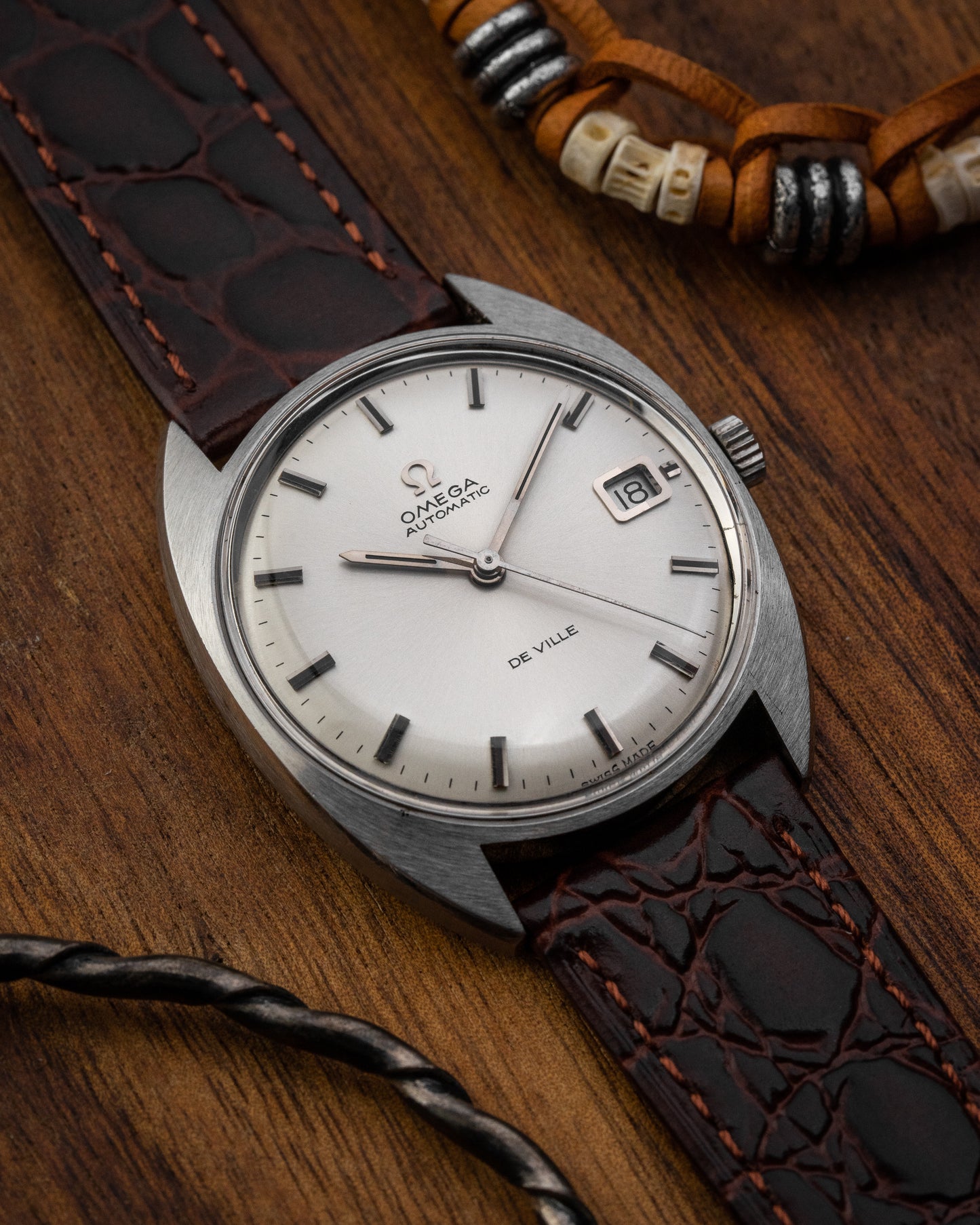 Omega De Ville “C-shape” Automatic Date Ref. 166.029 (Cal. 565)