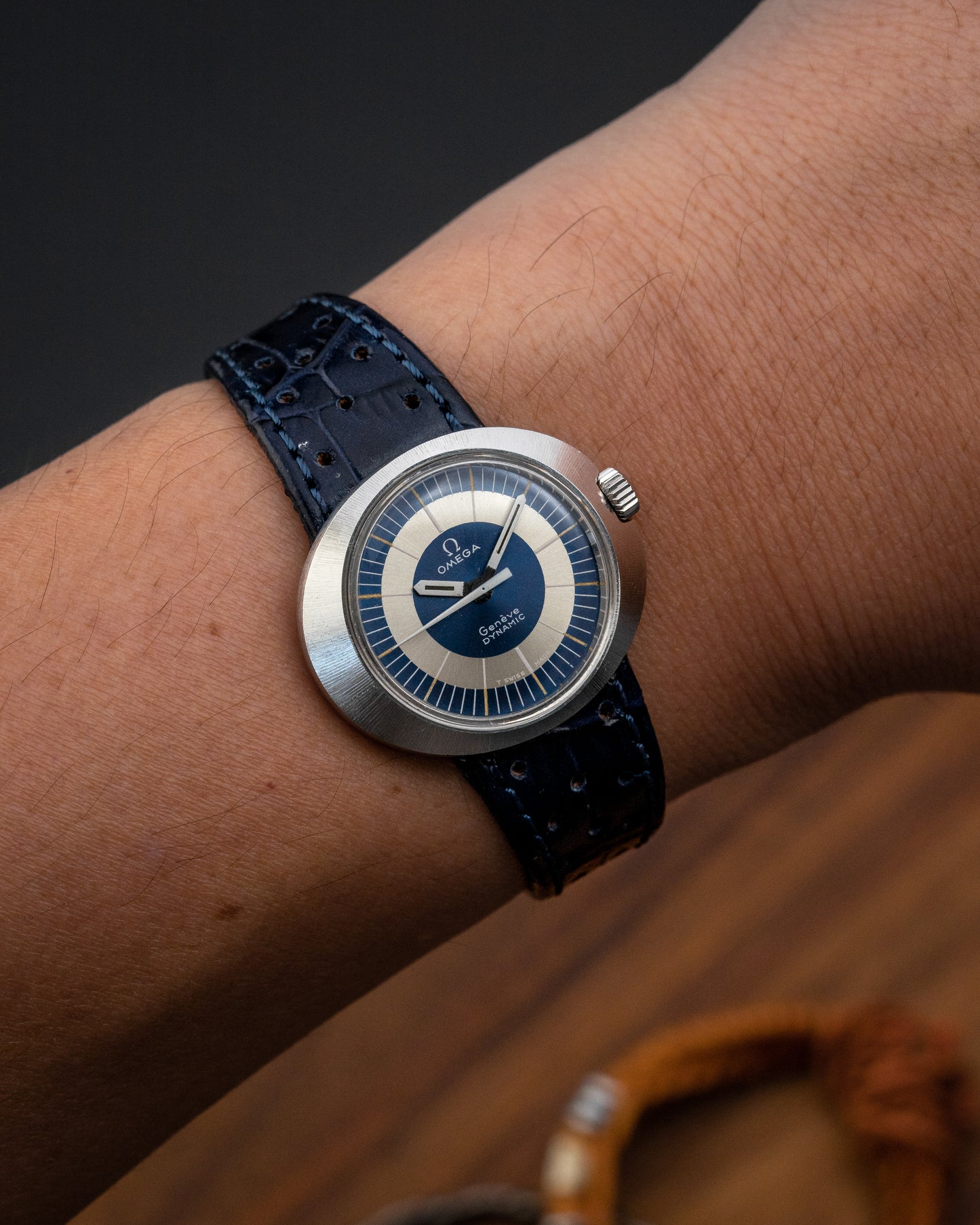 Omega Geneve Dynamic "mini-UFO" Ref. 535.015 (Cal. 630)