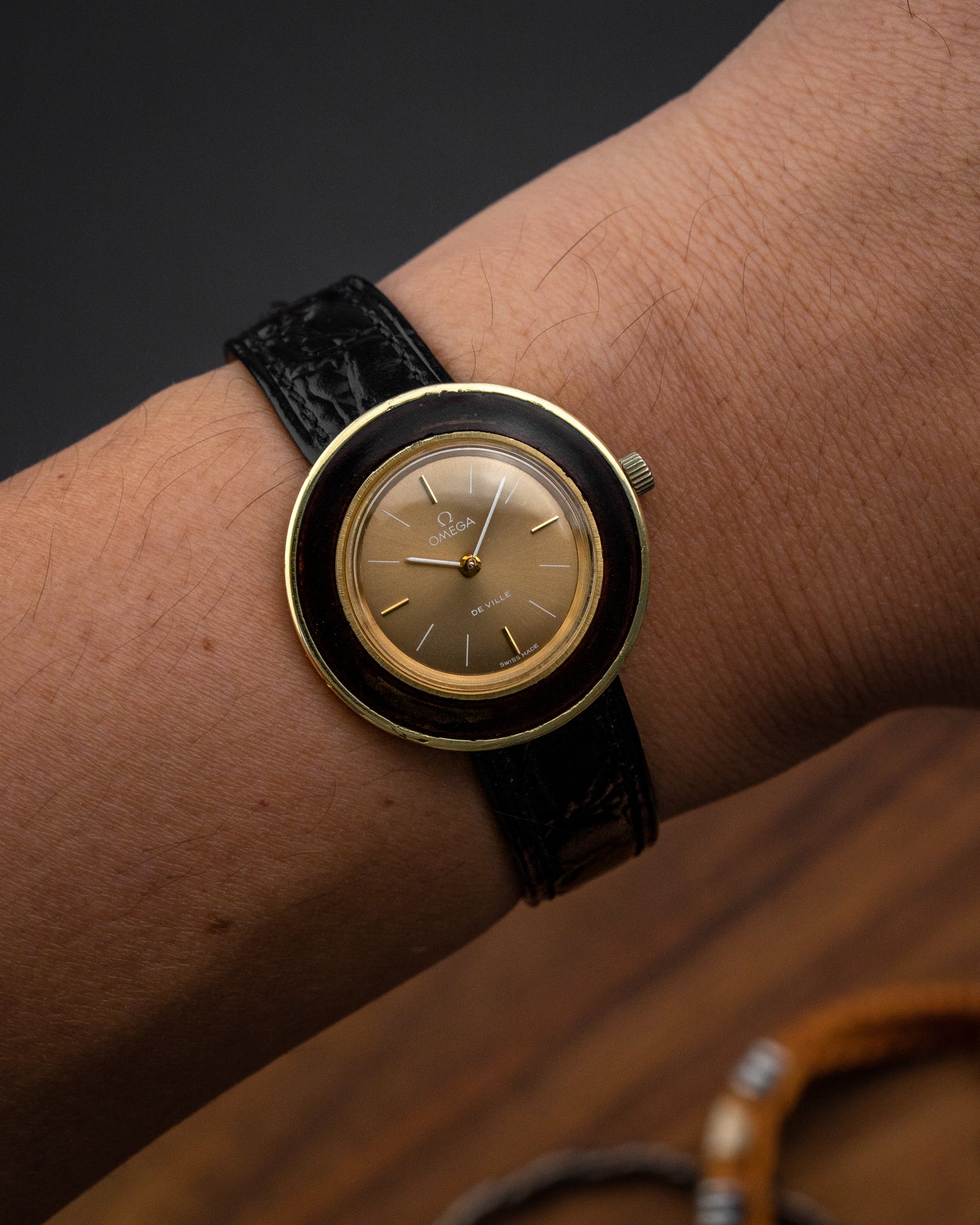 Omega De Ville “Bakelite Disco Volante” UFO Gold Ref. 515.0015 (Cal. 620)