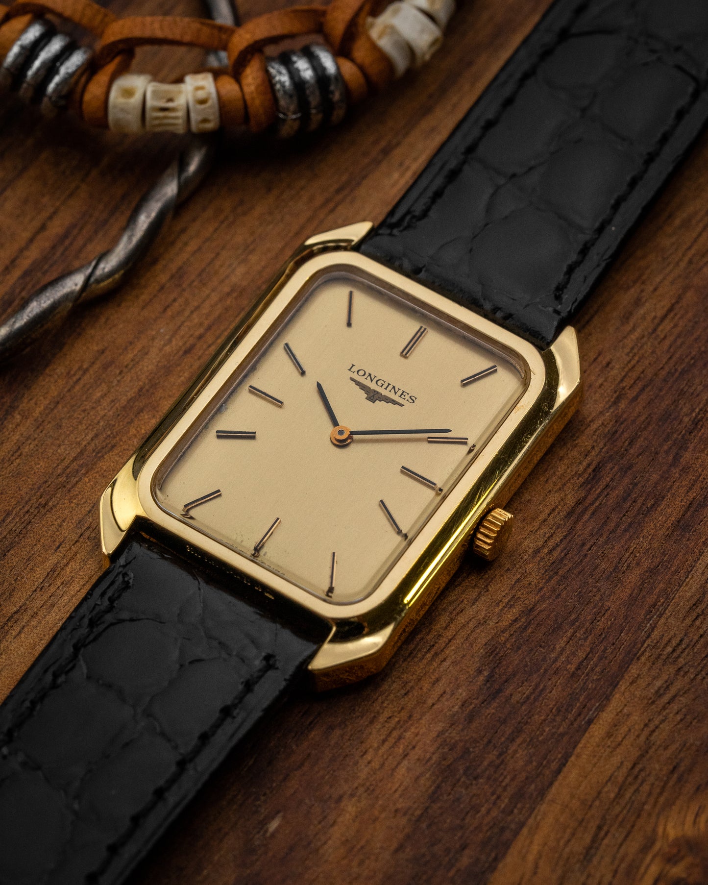 Longines Tank Rectangular Gold Ref. 1174 (Cal. 528)