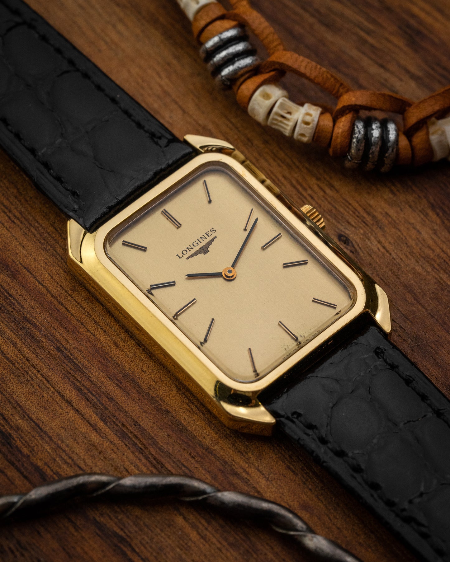 Longines Tank Rectangular Gold Ref. 1174 (Cal. 528)