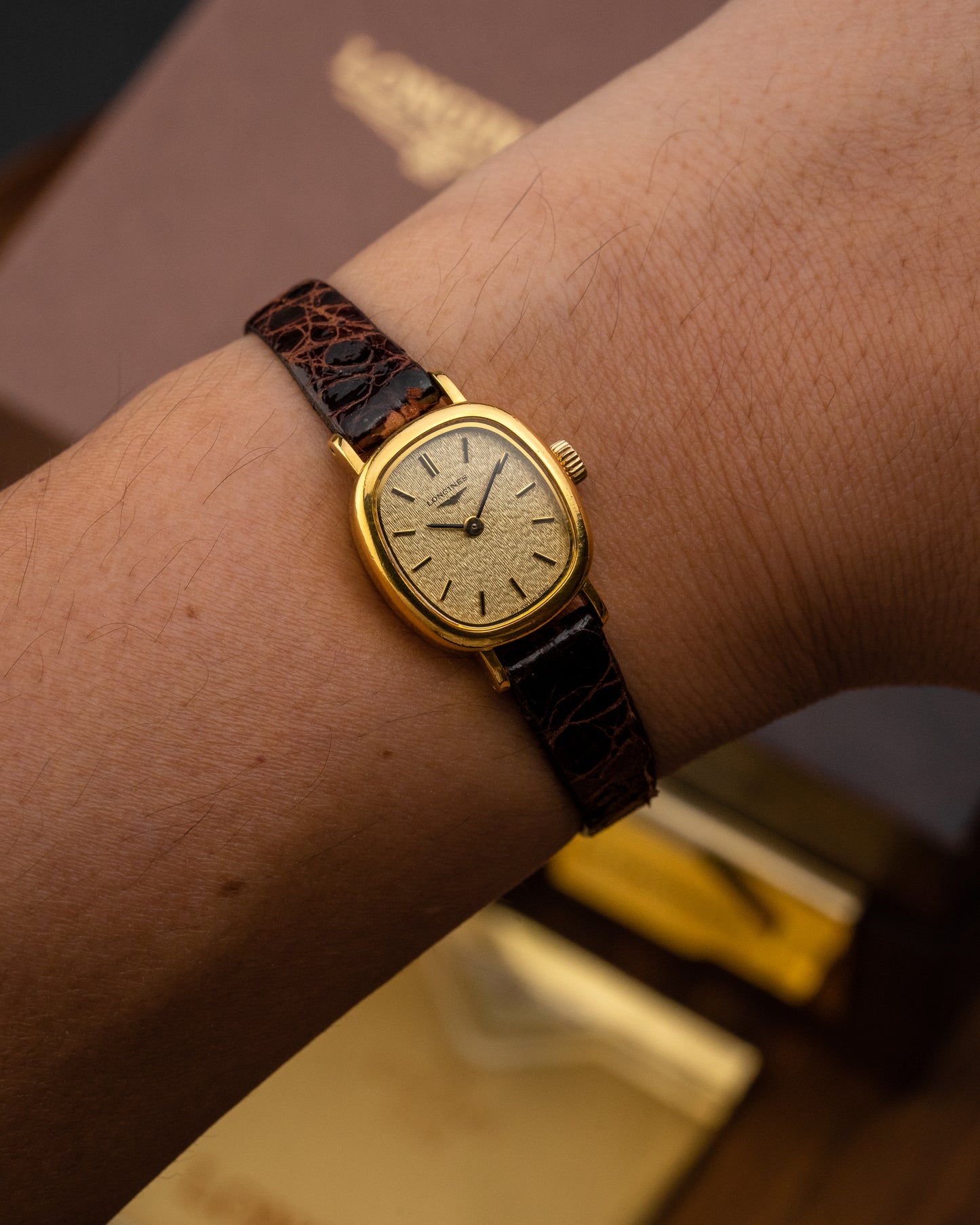 Longines "mini-Ellipse" Birch dial Gold Ladies Full Box Set Ref. 4282 (Cal. 817.4)