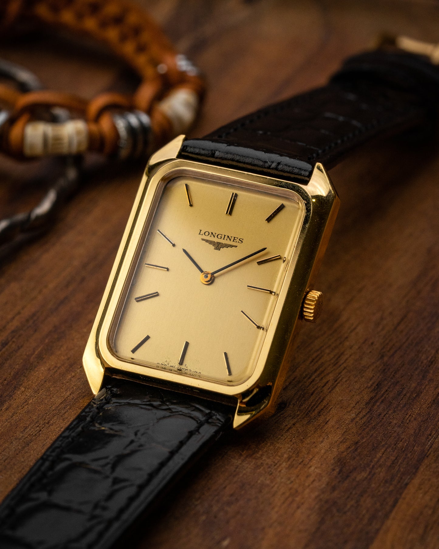Longines Tank Rectangular Gold Ref. 1174 (Cal. 528)