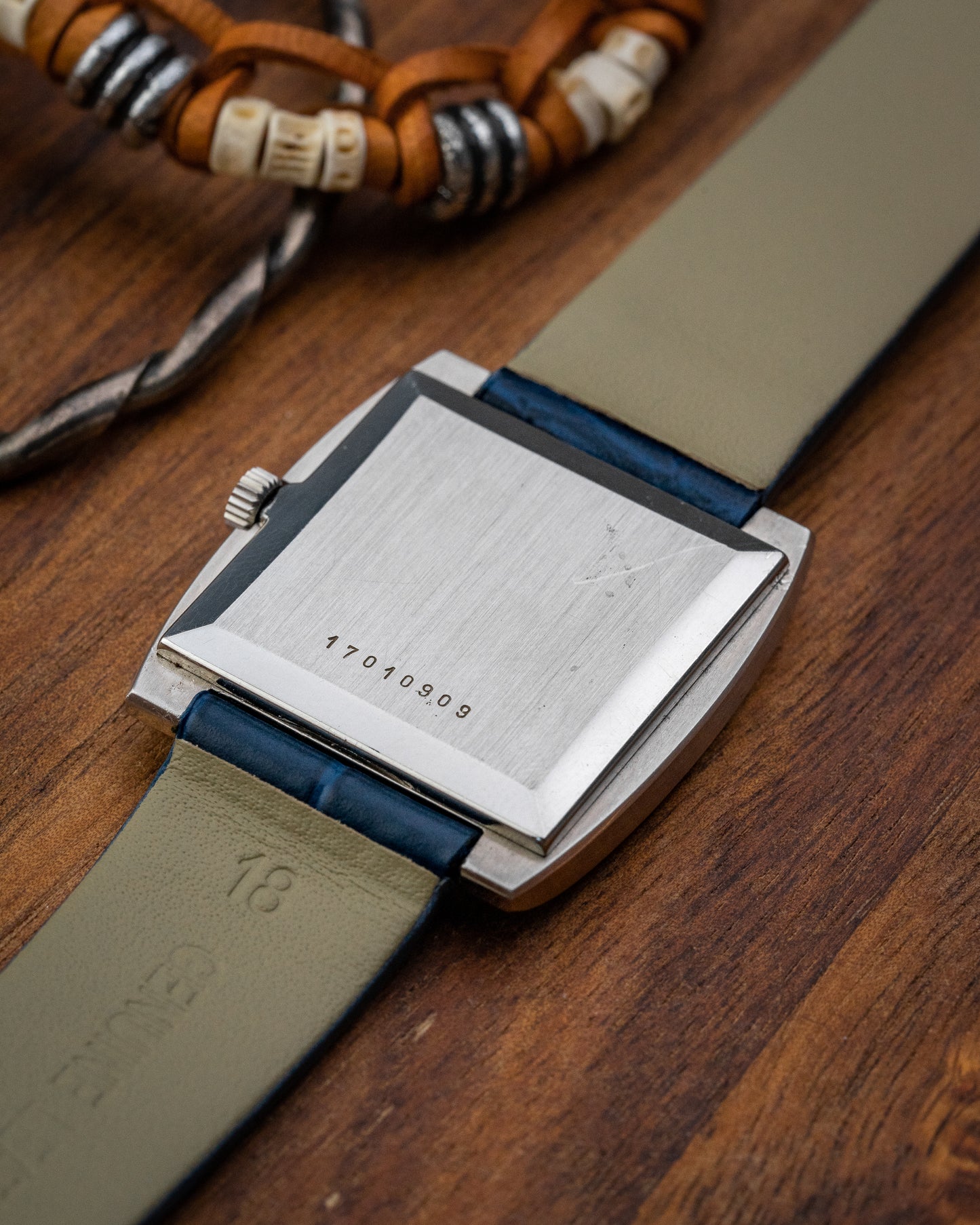 Longines Flagship "Square Cushion" Blue Racetrack dial Ref. 8416-7 (Cal. 847.3)