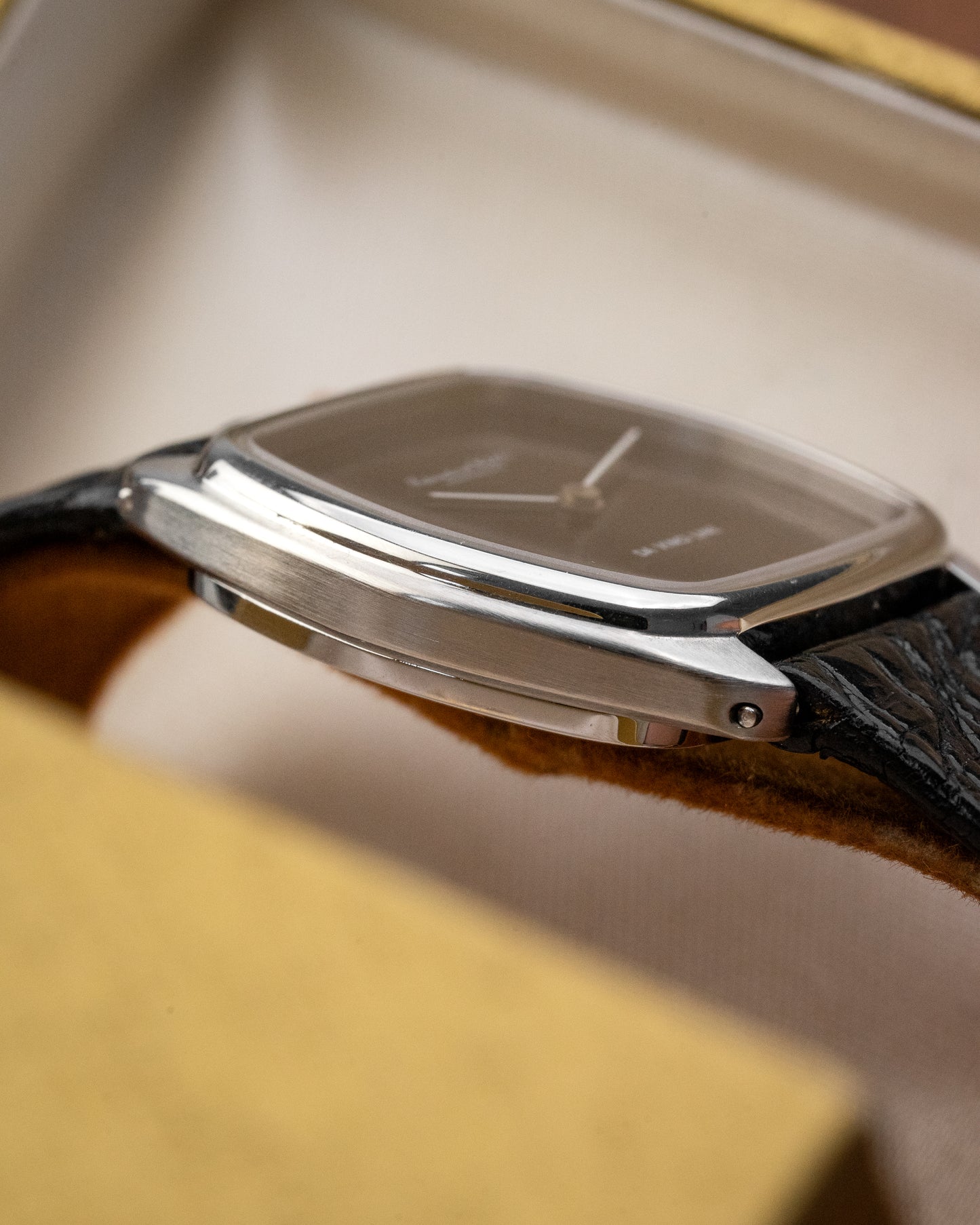 IWC Da Vinci Line "Hexagonal" Black dial Ref. 2578 (Cal. 423)