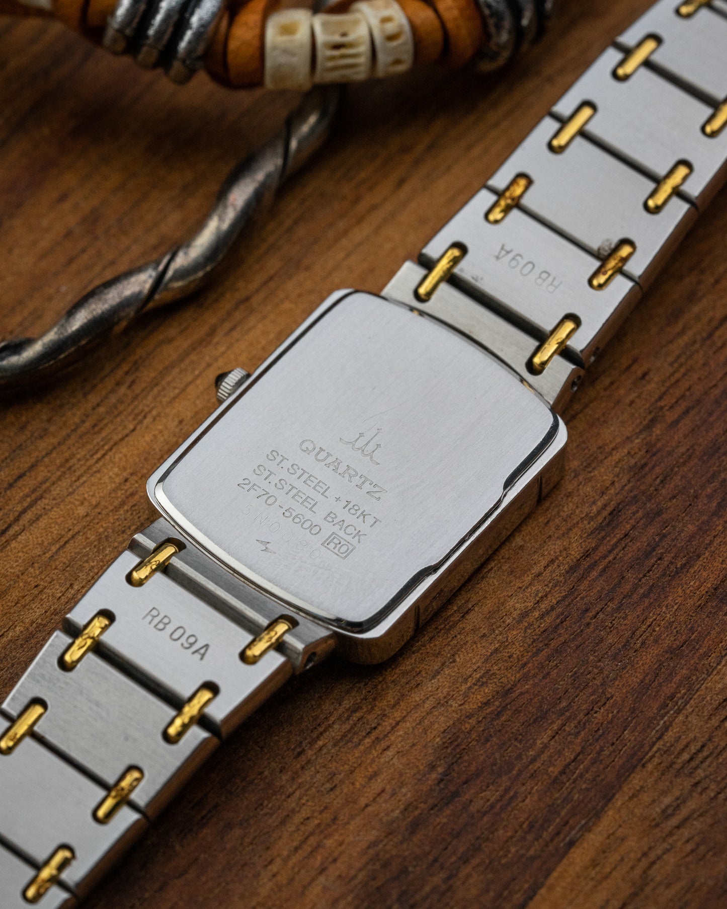 Credor Seiko "Bamboo" Ladies 18KT Gold links 2F70-5600