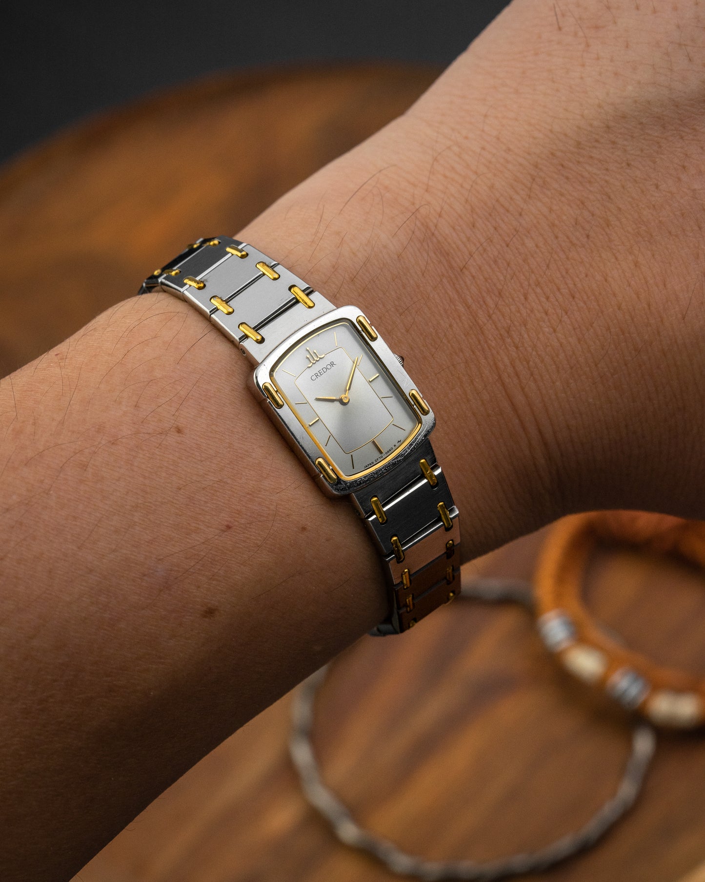 Credor Seiko "Bamboo" Ladies 18KT Gold links 2F70-5600