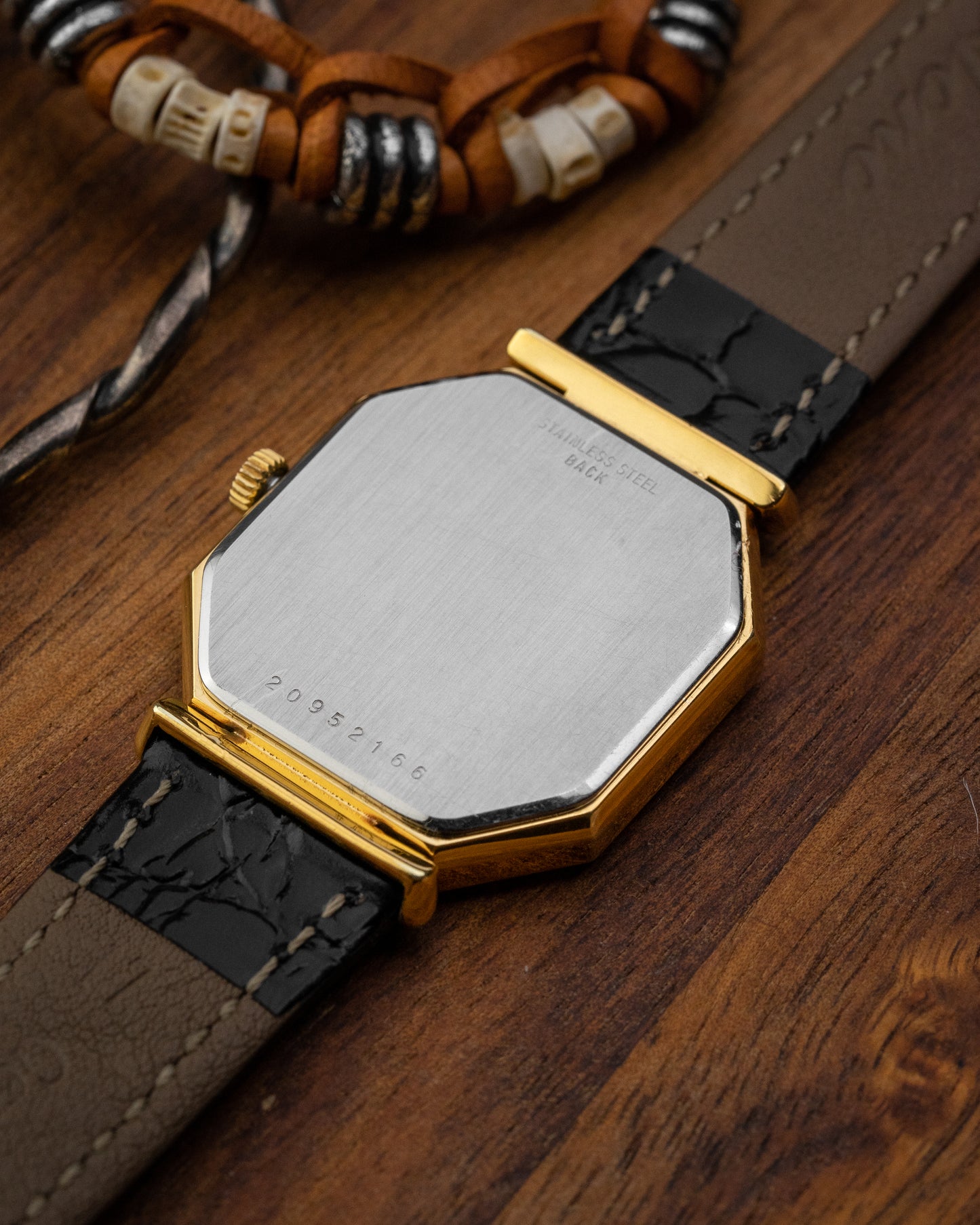 Longines Octagonal Black Roman dial Gold Ref. 3209 (Cal. 846.4)