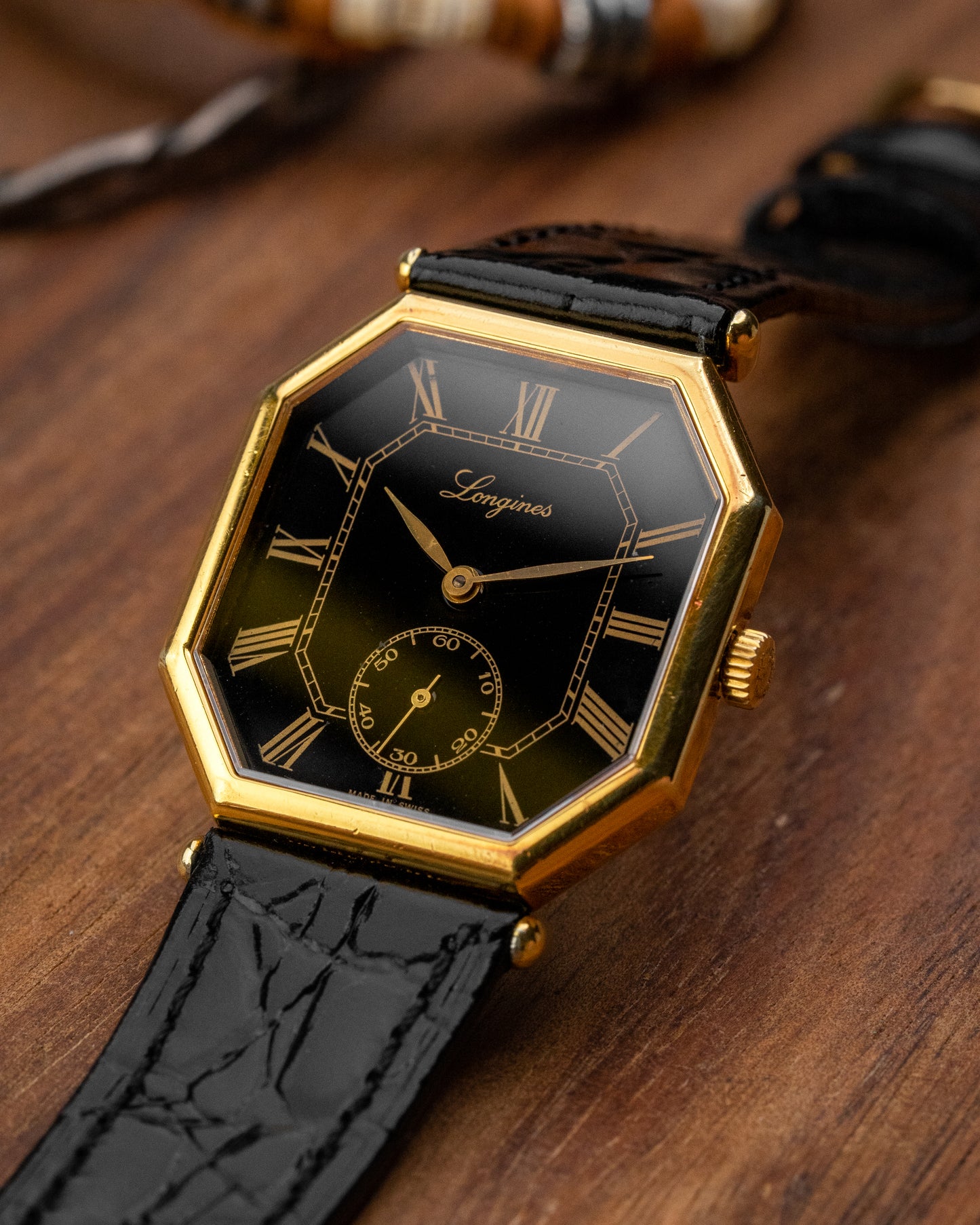 Longines Octagonal Black Roman dial Gold Ref. 3209 (Cal. 846.4)