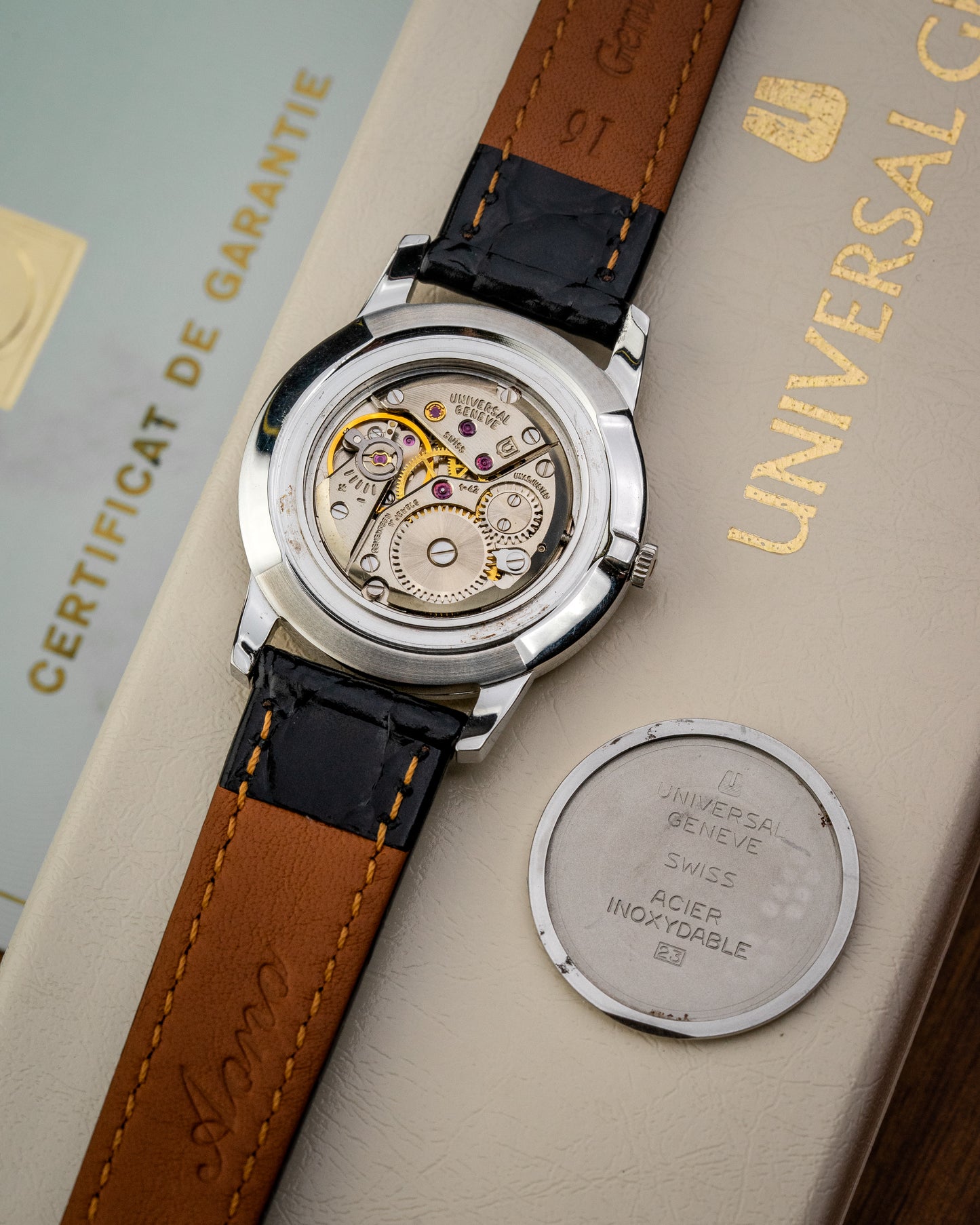 Universal Geneve "Ultra-Thin" Linen dial Ref. 842101 (Cal. 1-42)