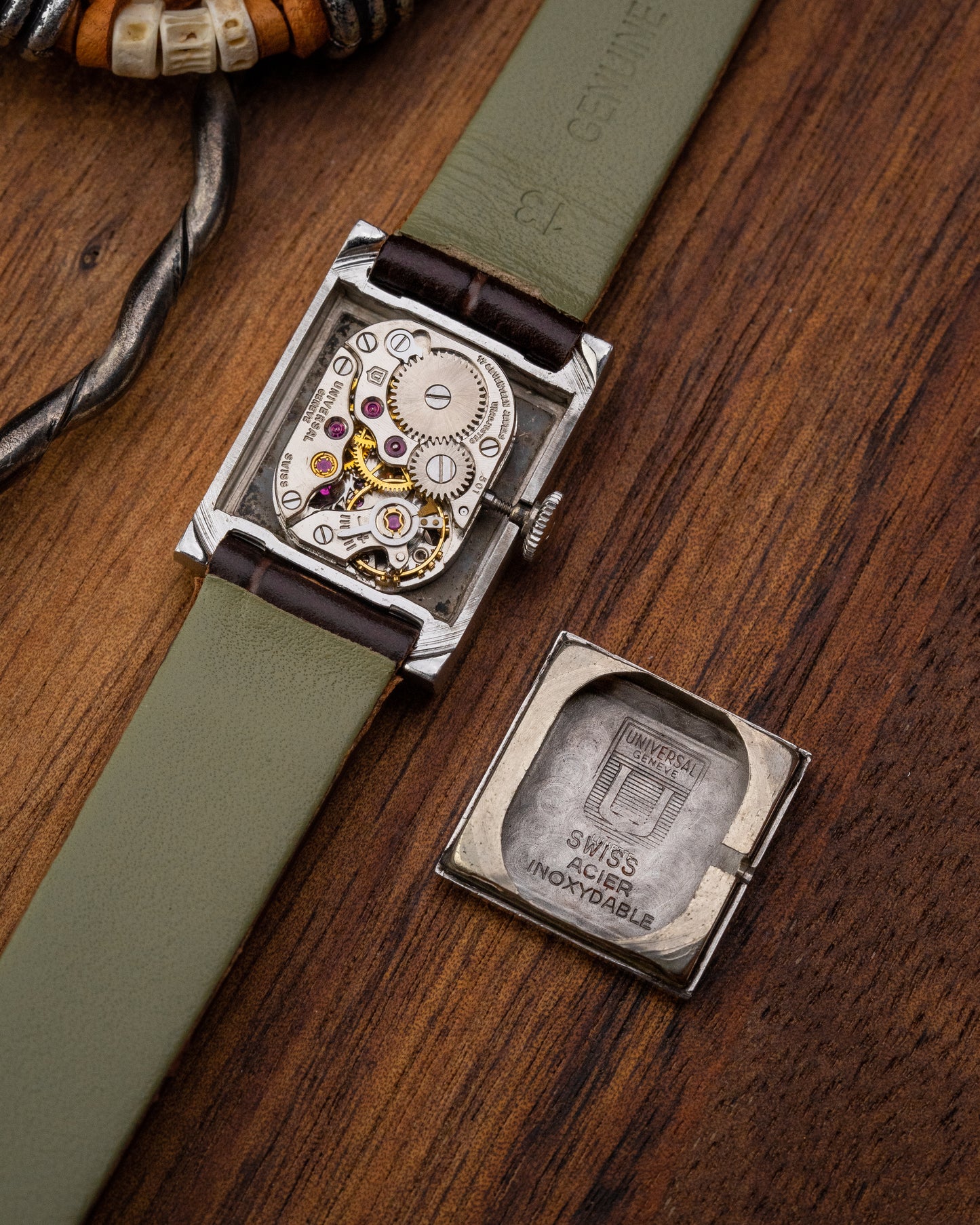 Universal Geneve "Tank Normale" Ref. 25546-1 (Cal. 501)