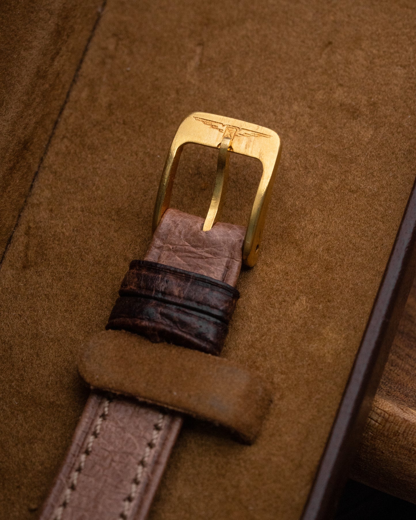 Longines "Mini Octagonal" Breguet Numeral Gold Ref. 3208 (Cal. 520)