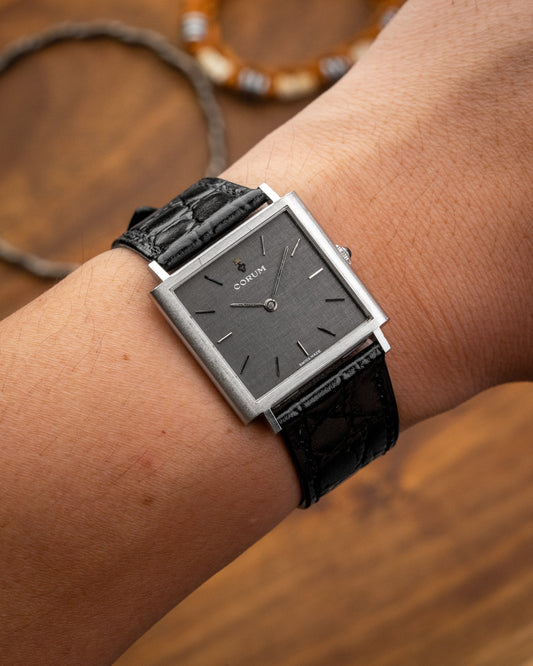 Corum Peseux Square Grey Linen dial Ref. 57155 (Cal. 7001)