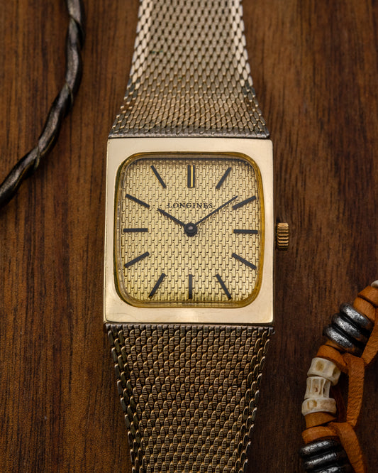 Longines "Rectangular TV" Textured dial Gold Integrated Bracelet Ref. 3266 (Cal. 847.4)