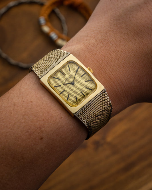 Longines "Rectangular TV" Textured dial Gold Integrated Bracelet Ref. 3266 (Cal. 847.4)