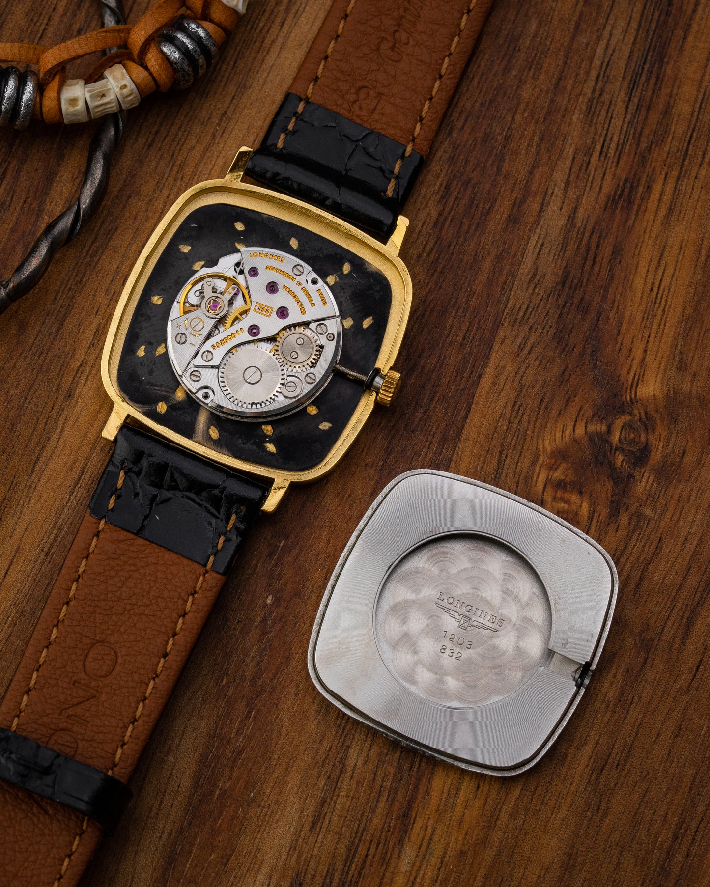 Longines Square Black dial Gold Ref. 1203 (Cal. 528)