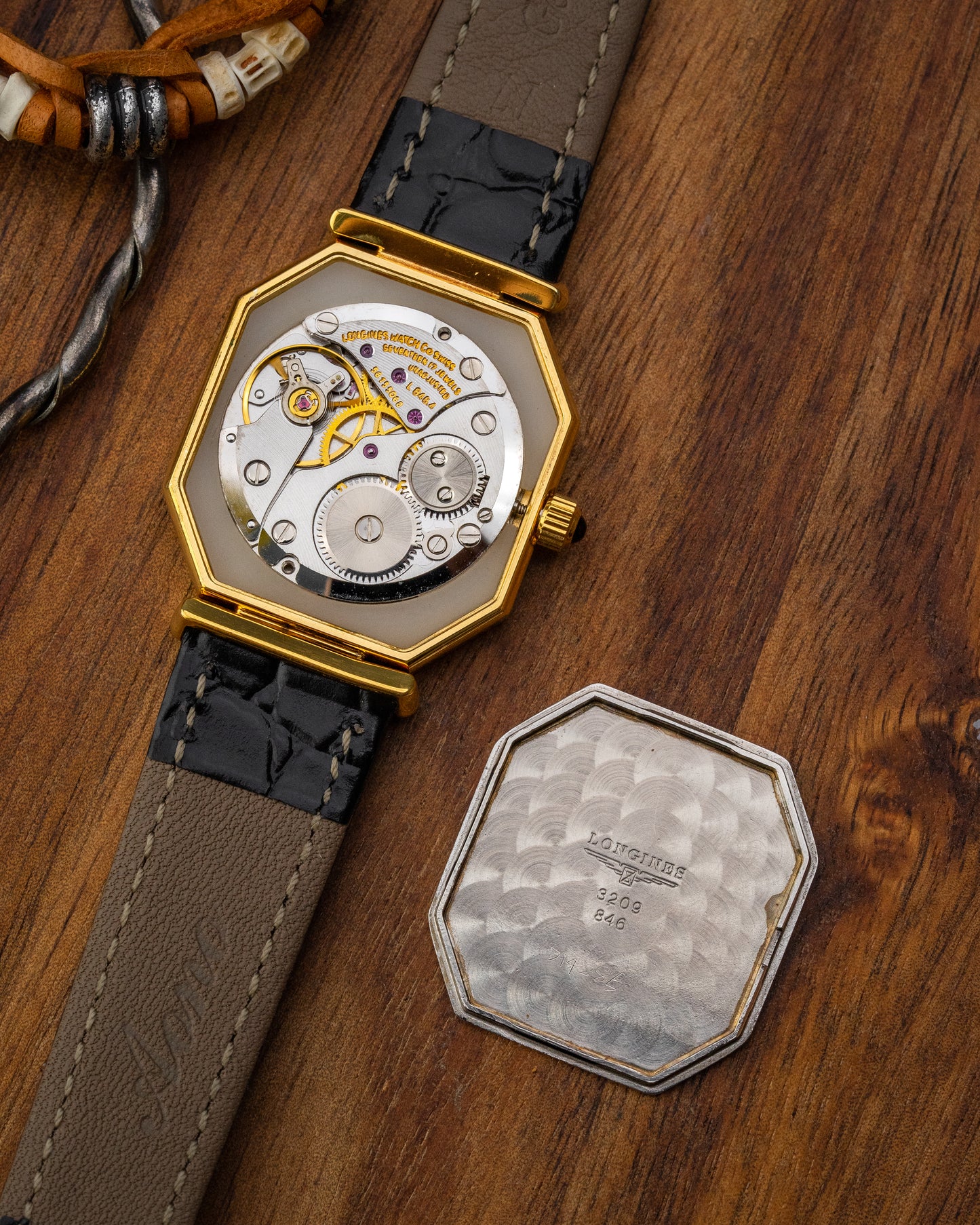 Longines Octagonal Black Roman dial Gold Ref. 3209 (Cal. 846.4)