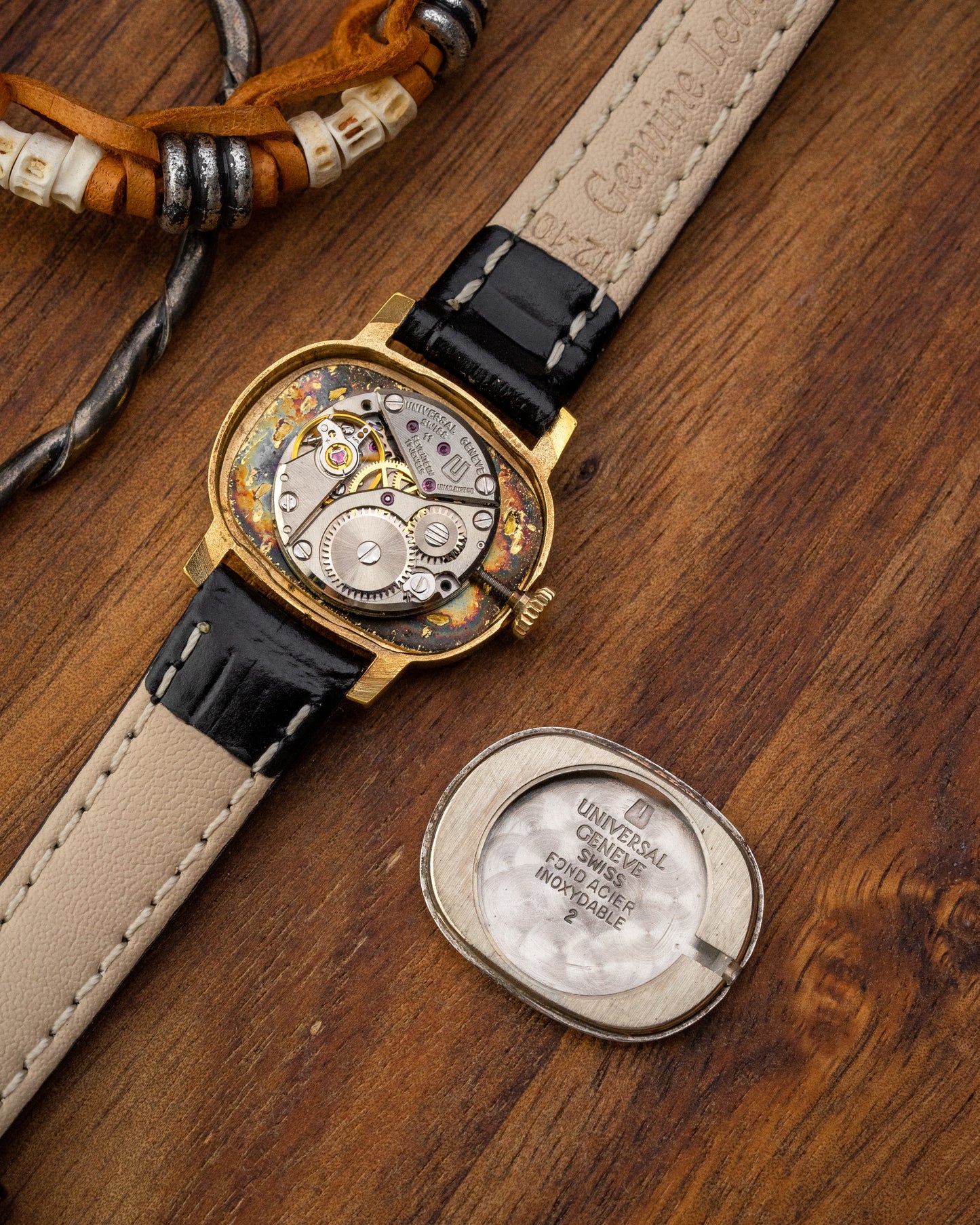 Universal Geneve Oval Gold Ladies Ref. 511613 (Cal. 11)