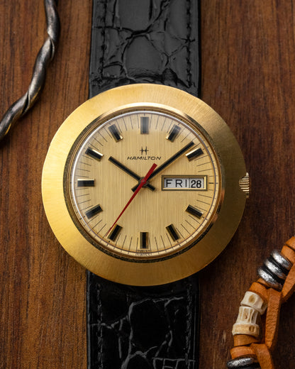 Hamilton Sea Day-Date "Disco Volante” UFO Gold Ref. 800001-4 (Cal. 800)