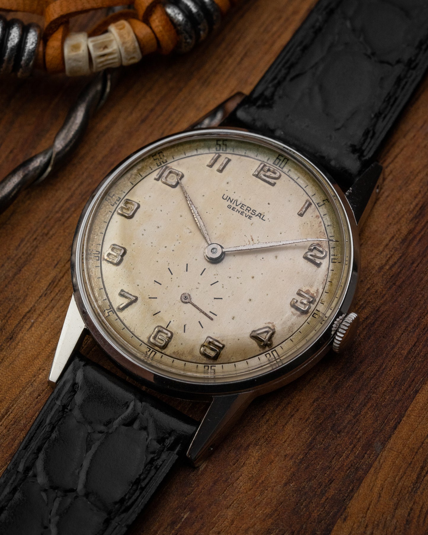 Universal Geneve "Calatrava" Circa 1940s (Cal. 264)