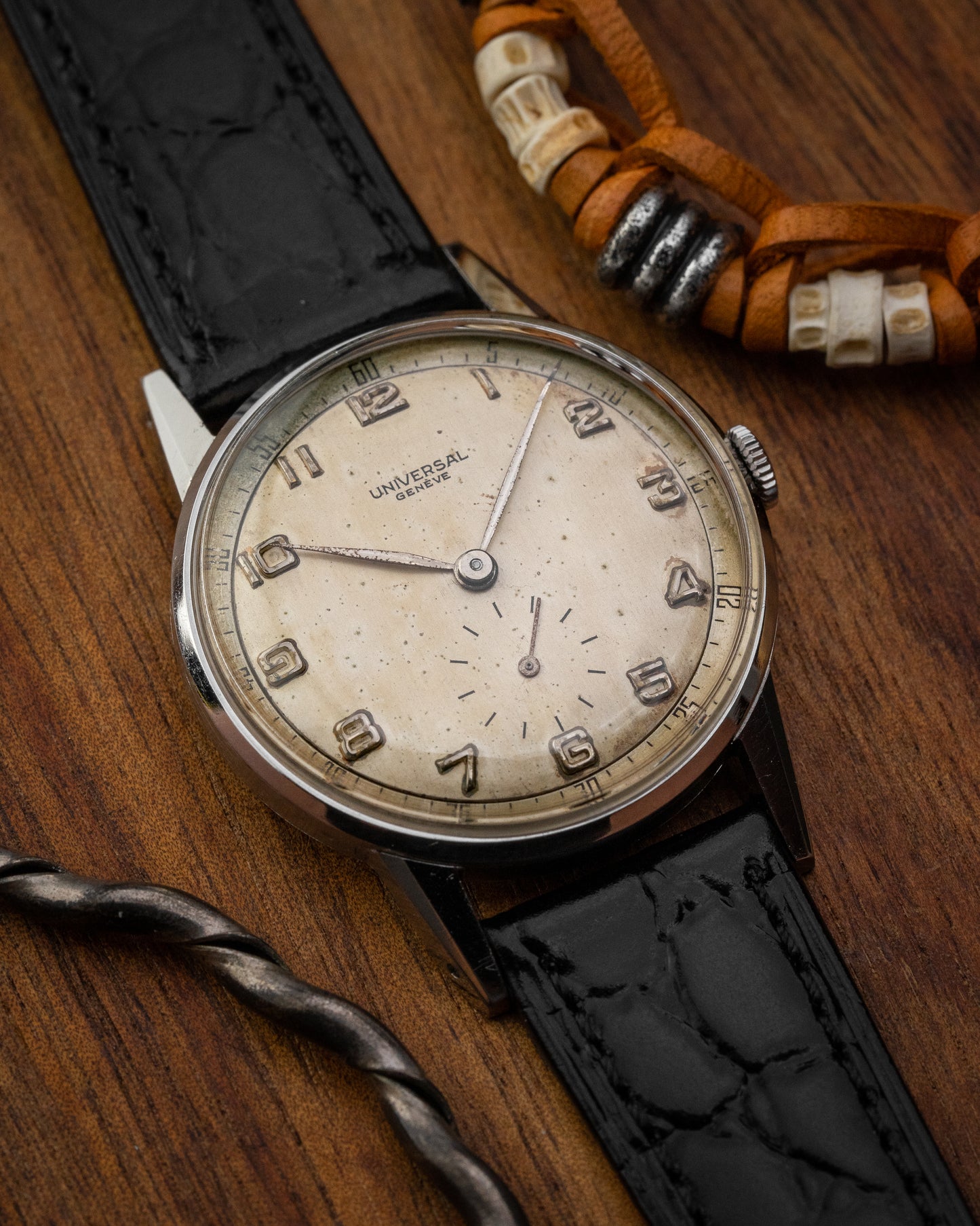Universal Geneve "Calatrava" Circa 1940s (Cal. 264)