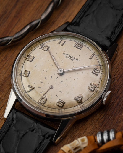 Universal Geneve "Calatrava" Circa 1940s (Cal. 264)