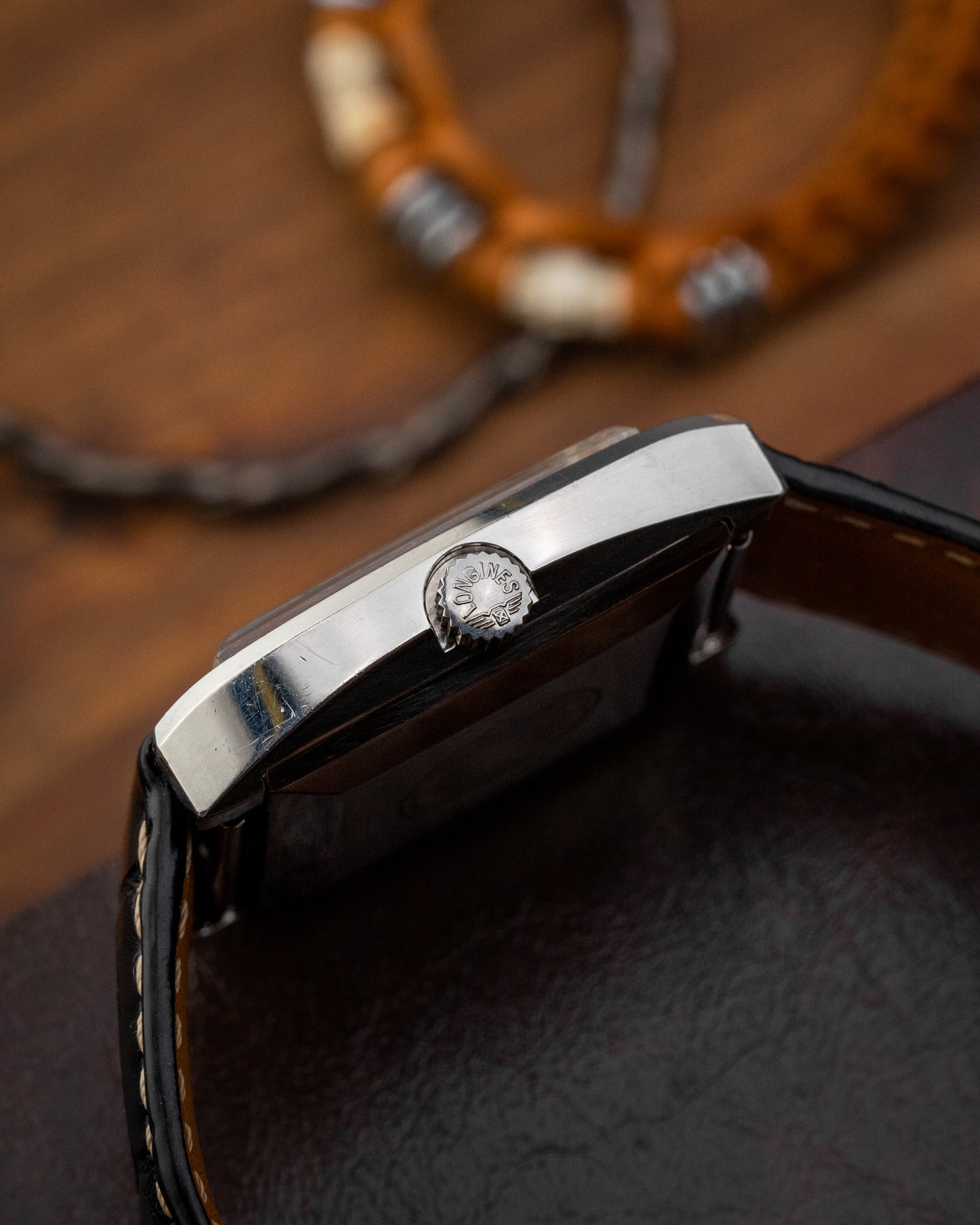 Longines Ultra-Chron "Bluish-Grey dial" Automatic Date Ref. 8024-6 (Cal. 6651)