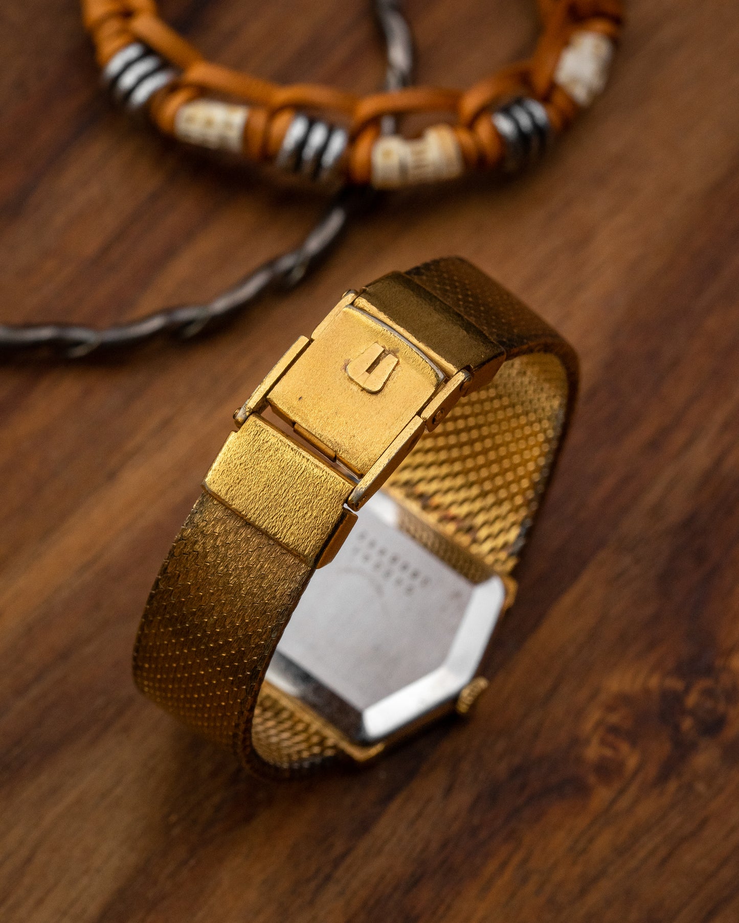 Universal Geneve Mini Hexagon Gold Ref. 542581 (Cal. 2-42)