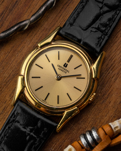 Universal Geneve Mini "Bull Horn" Fancy Lugs Gold Ref. 542680 (Cal. 1-42)