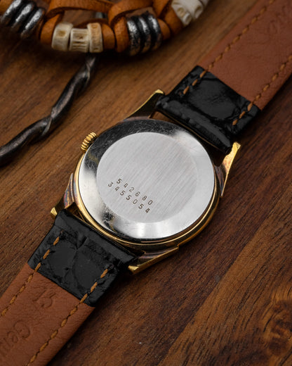 Universal Geneve Mini "Bull Horn" Fancy Lugs Gold Ref. 542680 (Cal. 1-42)
