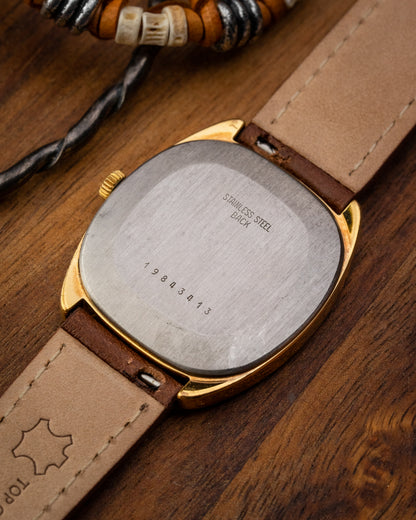 Longines Square "Cushion" Linen dial Gold Ref. 6190 (Cal. 528)