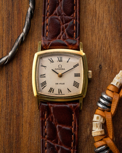 Omega De Ville Mini "Square-Cushion" Roman dial Gold Ref. 511.204 (Cal. 620)